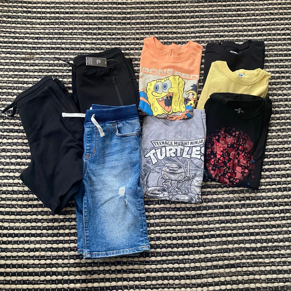 🌿Boys Kids 8P Bundle Lot  Old Navy Universal Funko 10-12Y